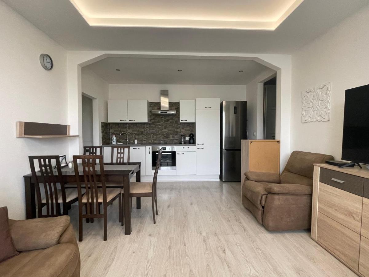 Sag Riazanska Residence 3 Room Free Wi-Fi Братислава Экстерьер фото